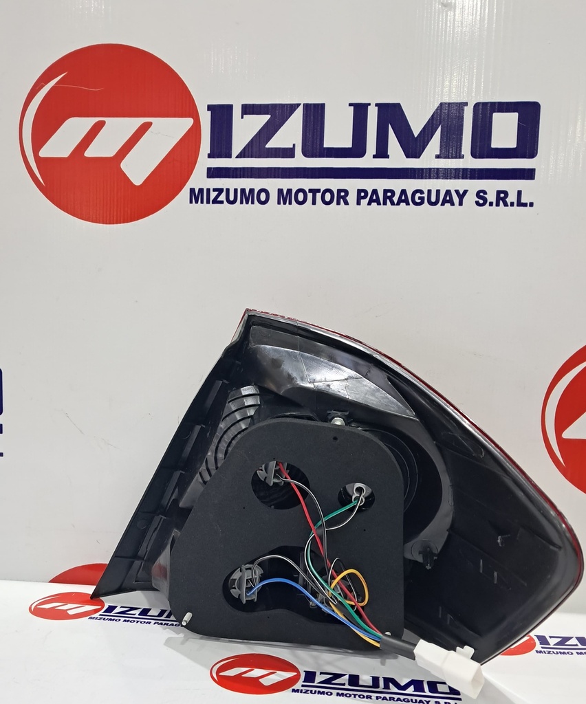 FARO TRASERO LH