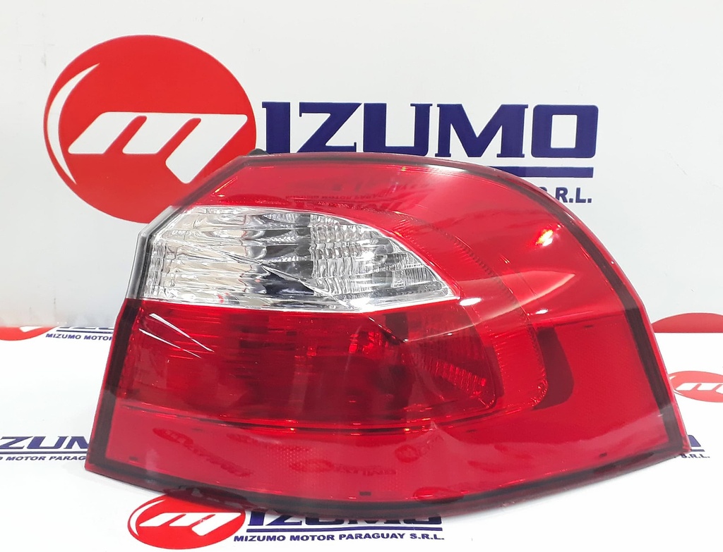 FARO TRASERO HATCHBACK RH