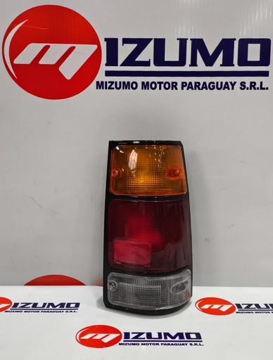 FARO TRASERO NEGRO RH